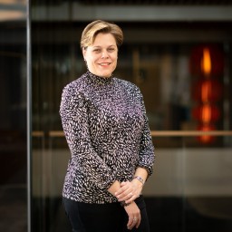 NVVR DSC 2564-3 web vierkant Irene